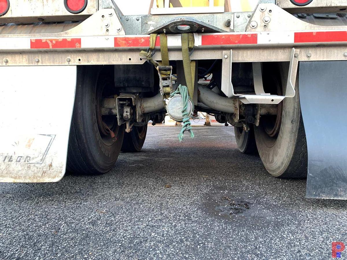 Used 2017 HEIL 1040 CU. FT T/A DRY BULK    PNEUMATIC TRAILER