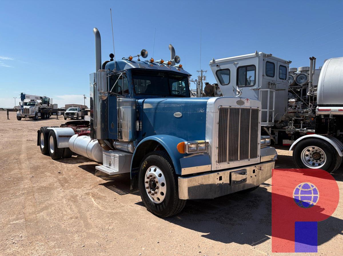 Used 1998 PETERBILT 379 T/A DAYCAB WINCH TRUCK