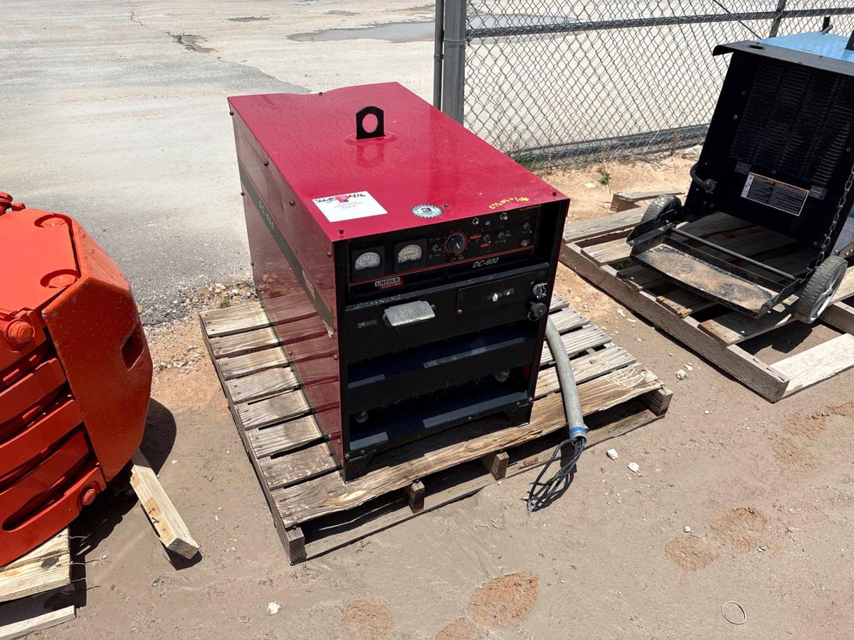 Used Lincoln electric DC-600 welder