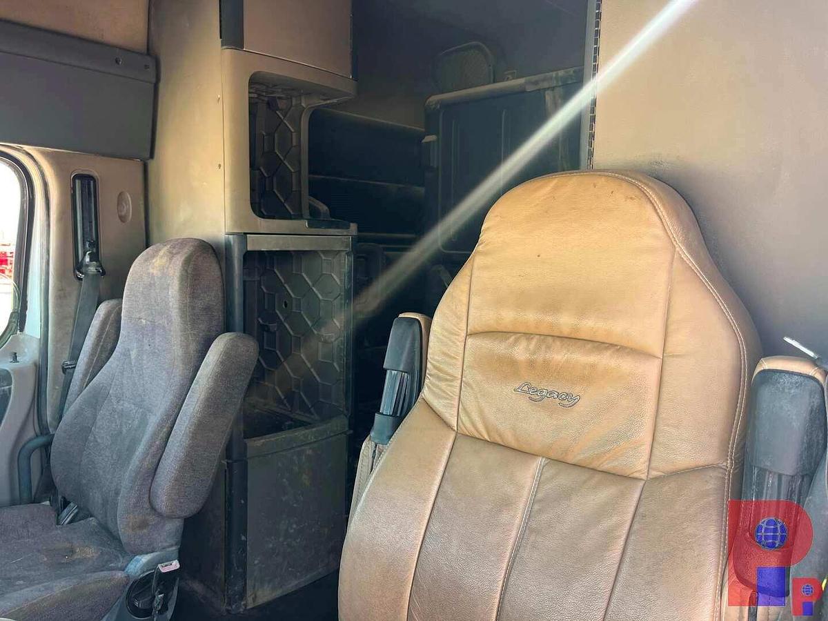 Used 2012 FREIGHTLINER CASCADIA T/A SLEEPER HAUL TRUCK