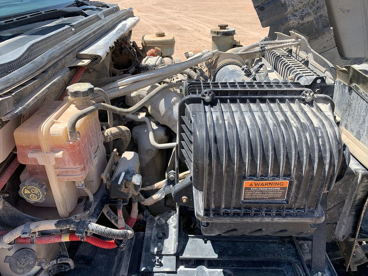 Used 2022 CHEVROLET SILVERADO 6500HD