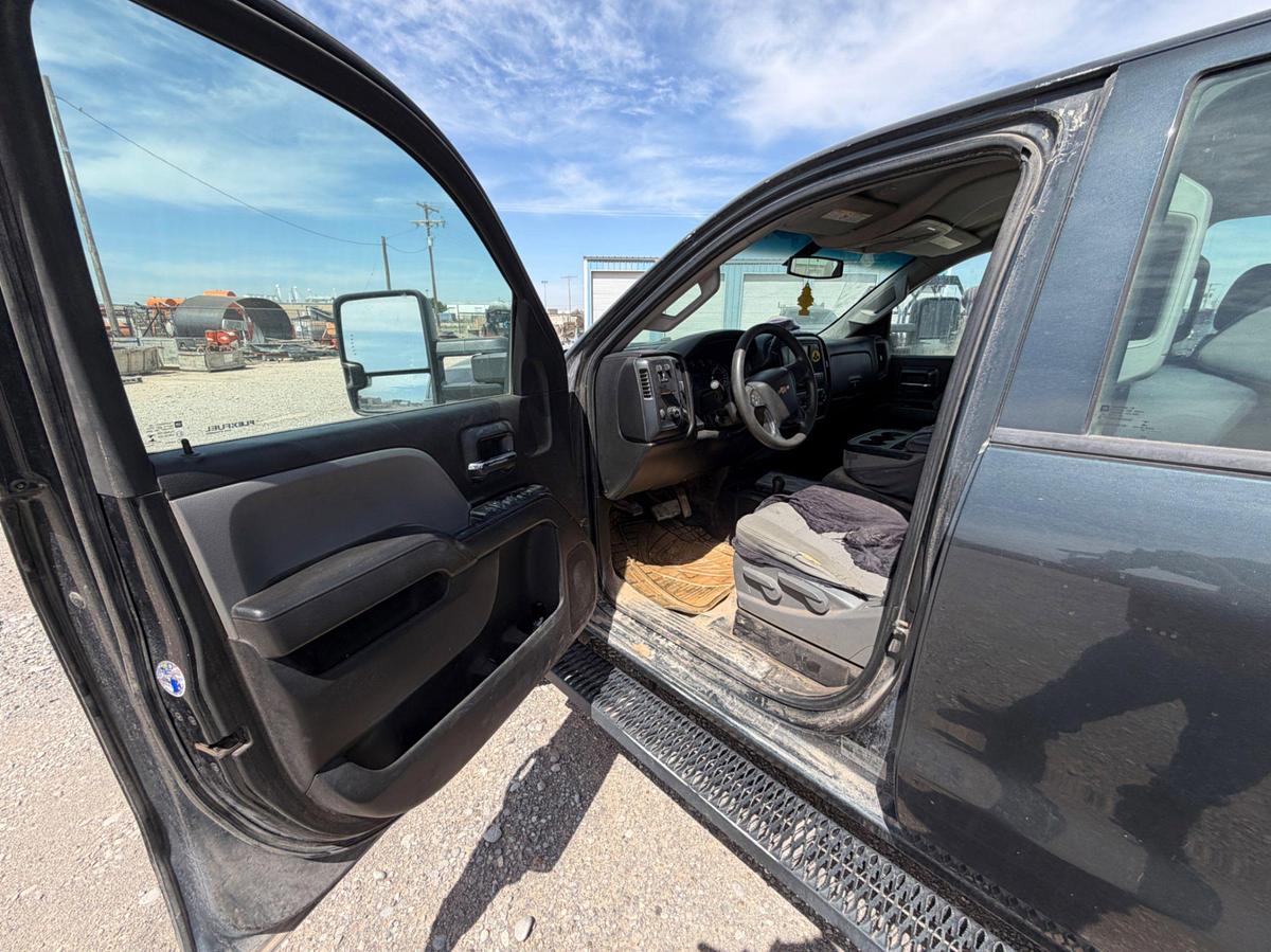 Used 2019 Chevrolet Silverado 2500HD 4x4 crew cab pickup (gas)