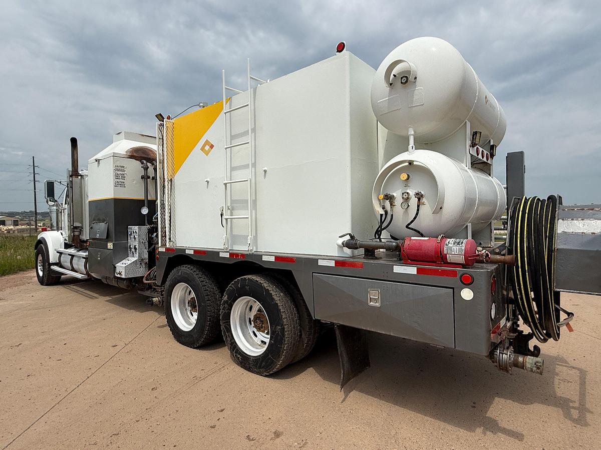 Used 2009 WESTERN STAR 4900 T/A ENERGYFAB 5K WP HOT OIL TRUCK