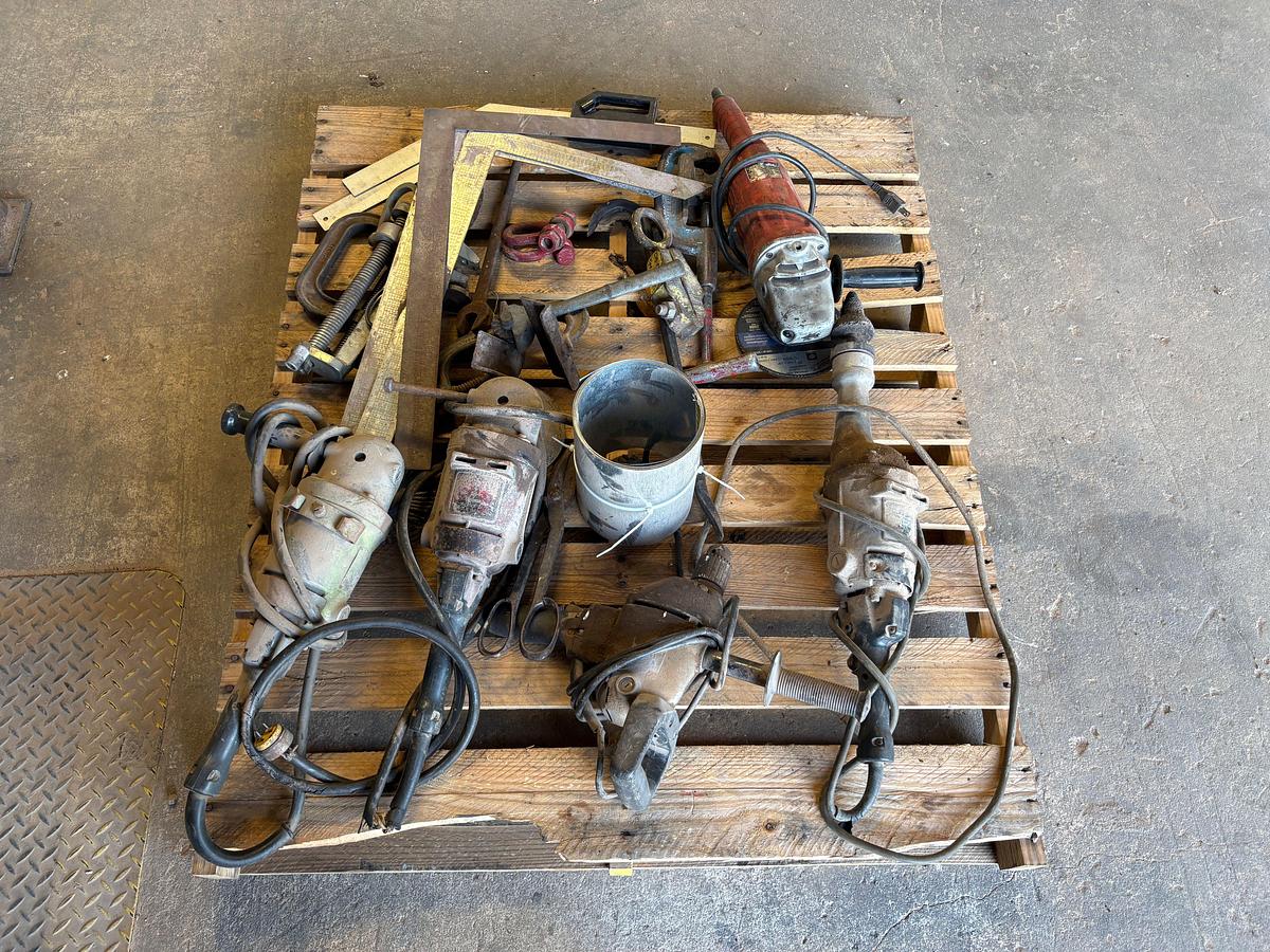 Used 8’ x 4’ x 33” metal shop table w/ contents