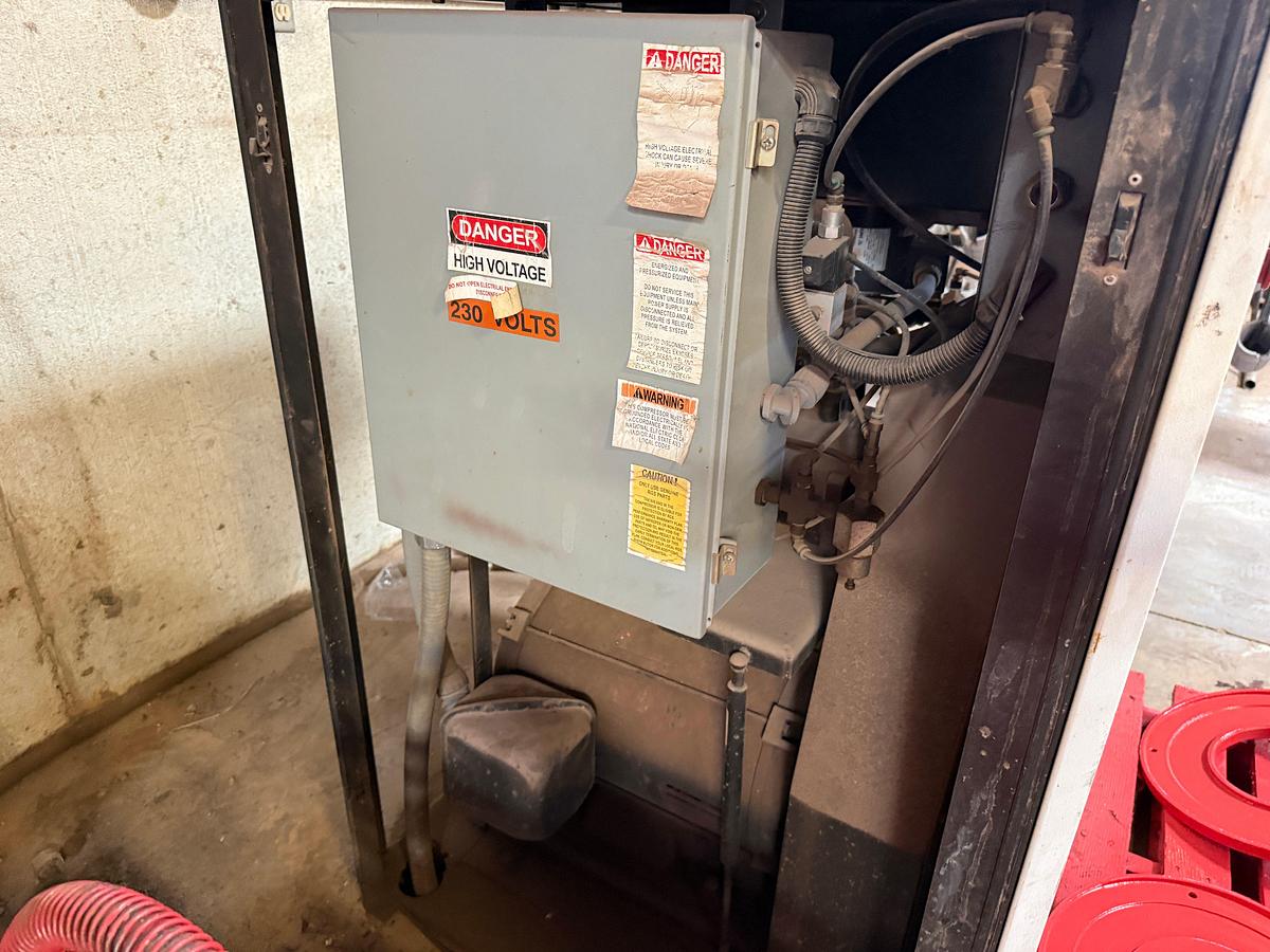 Used RGS MODEL SI-2525 230 Volt ROTARY SHOP AIR COMPRESSOR