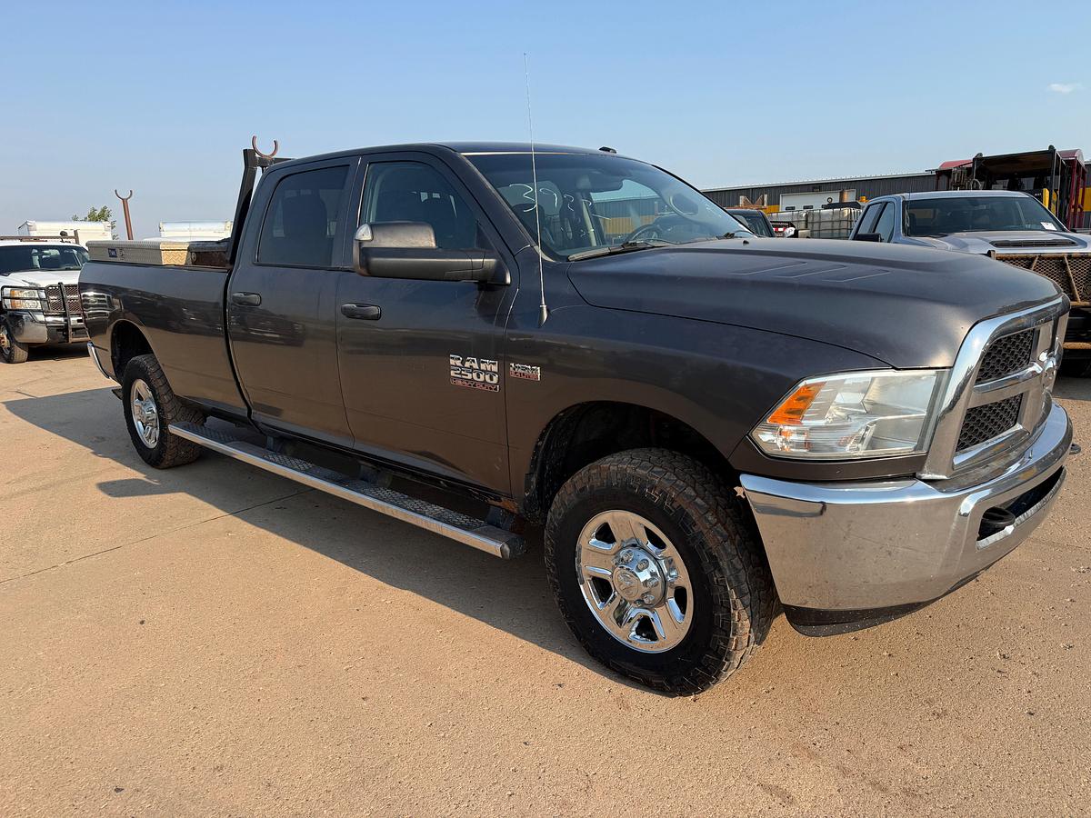 Used 2015 RAM 2500 HD 4X4 CREW CAB PICKUP TRUCK