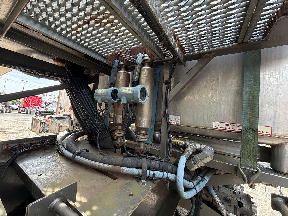 Used 2014 NOV HT-270 Hydration Unit Trailer