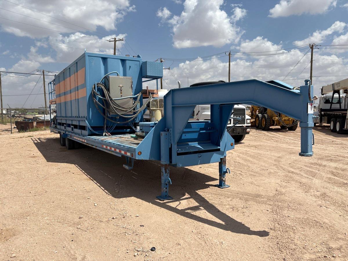 Used 2017 BIG TEX 40’ X 102” T/A GOOSENECK BATCH MIXING TRAILER