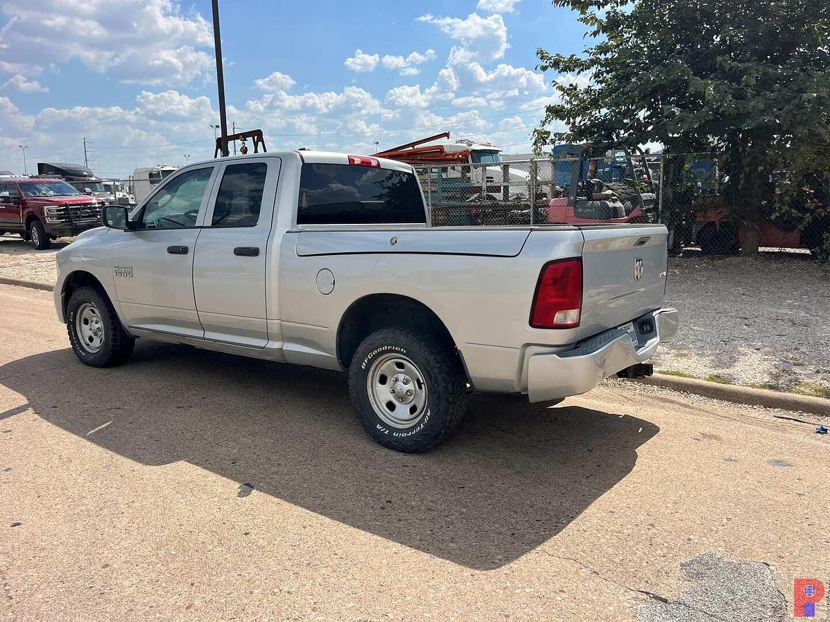 Used 2013 RAM 1500 4X4 CREW CAB PICKUP