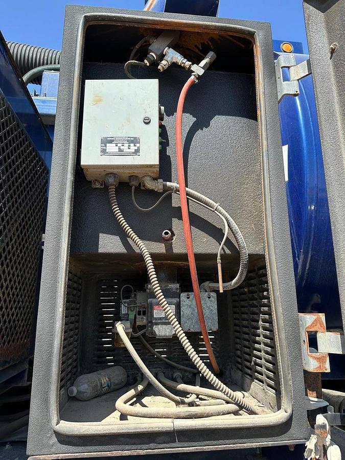 Used 2012 Frieghtliner Hydro Vac Truck