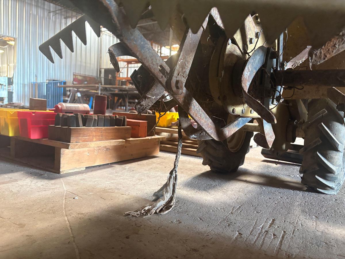 Used Dayton 3Z643A-L148B 8hp rear tine tiller