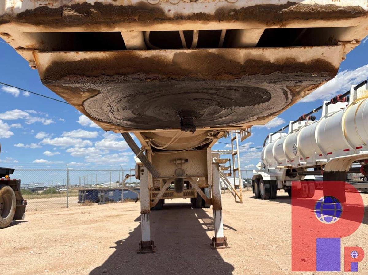 Used 2012 OVERLAND TANK 10,000GAL 3-COMPARTMENT T/A ACID TRANSPORT TRAILER