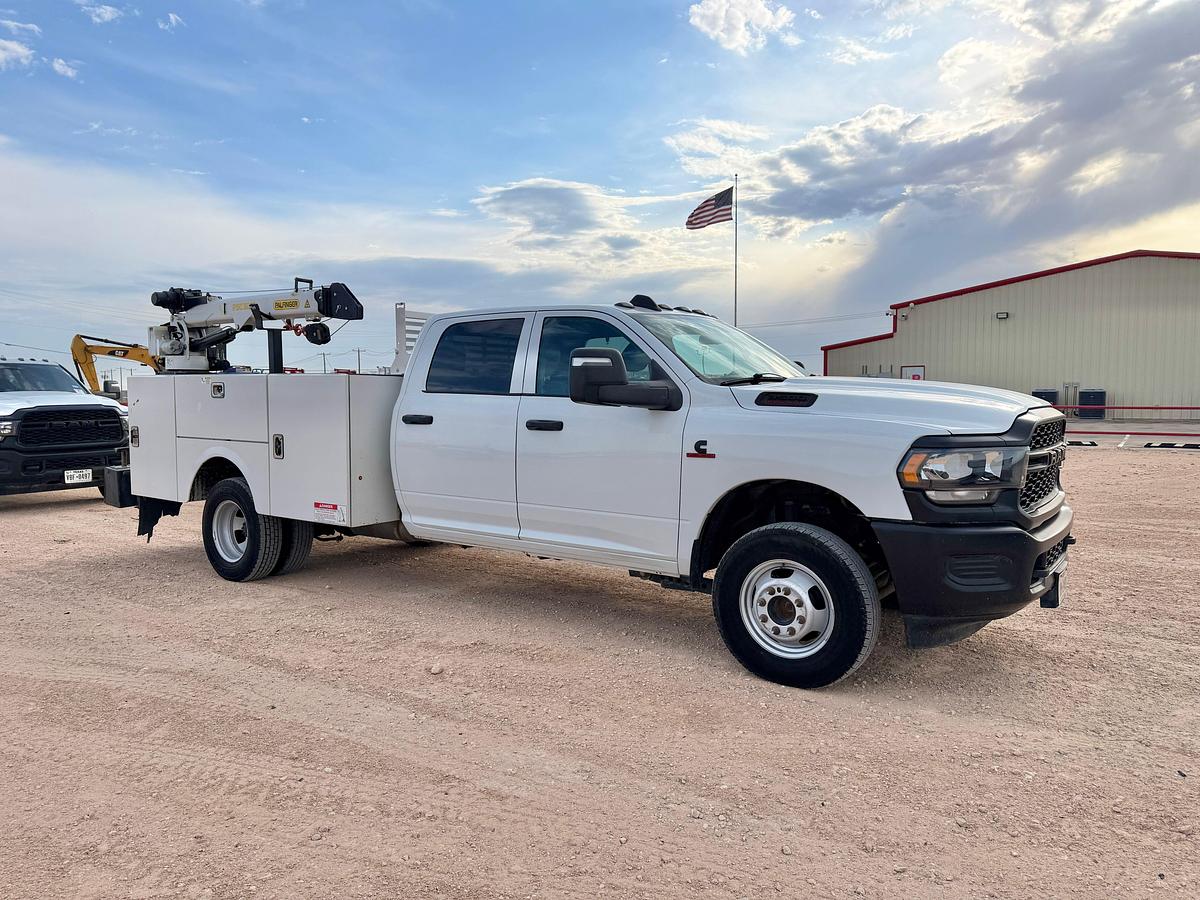 Used 2024 RAM 3500 CREW CAB MECHANICS TRUCK. 4X4