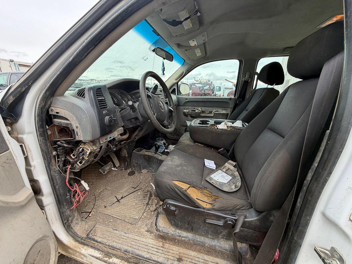 Used 2012 GMC Sierra 3500HD 4x4 Crew Cab pickup (inop)