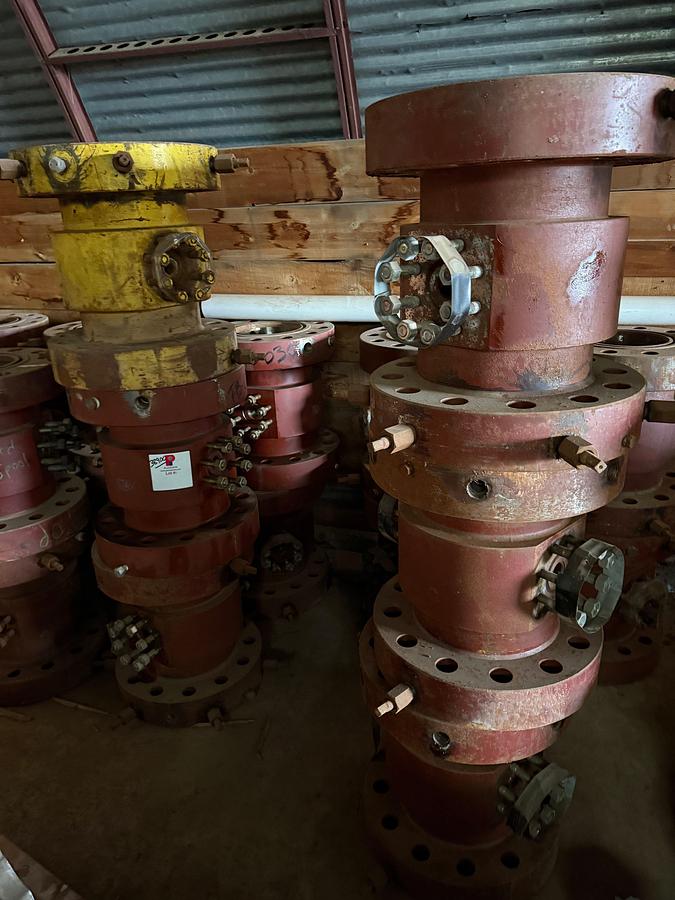 Used (9 x $) UNUSED 11" x 11" X 2-1/16" 5M & (1) USED CASING HEAD SPEED SPOOLS