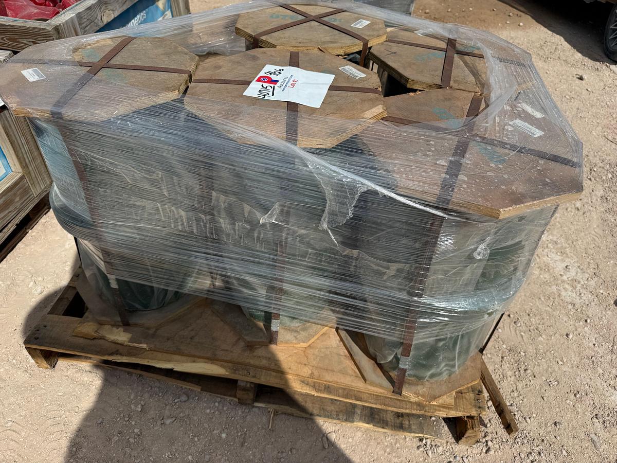 Used PALLET W/ (5) UNUSED 5” ZIRCONIA NATIONAL 14-P-220 PUMP LINER & (1) PZ10/11 5-1/2” PUMP LINER