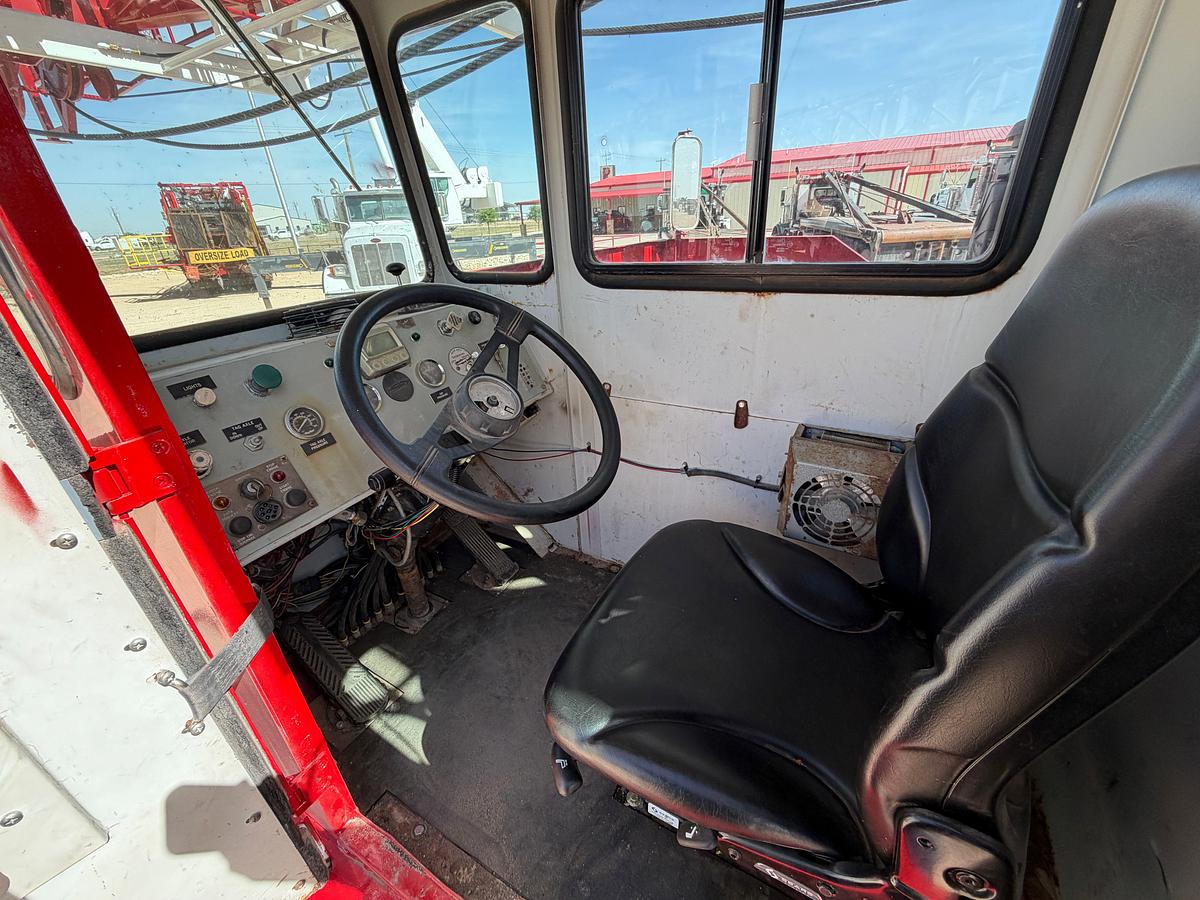 Used FRESHLY REFURBED 2007 CROWN CE600 DD 5 AXLE WELL SERVICE RIG 104'x265K MAST (2026 CAT IV)