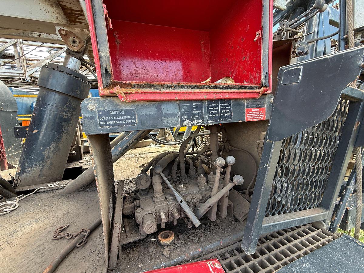 Used FRANKS EXPLORER III 96’-215K 4-AXLE WELL SERVICE WORKOVER RIG