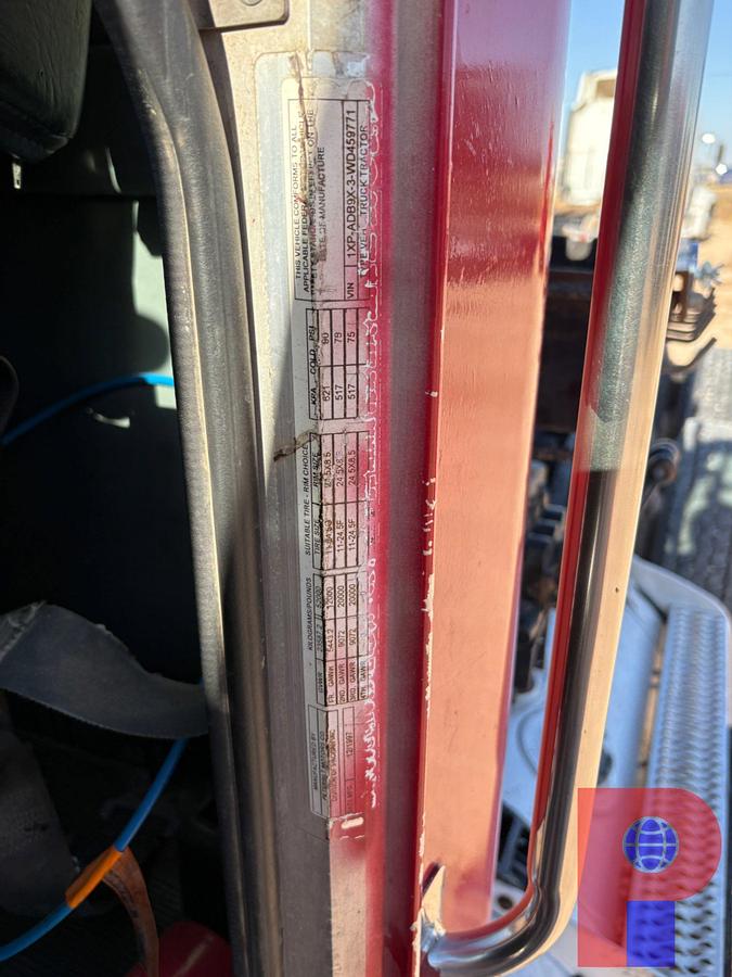 Used 1998 PETERBILT 357 T/A DAYCAB WINCH TRUCK