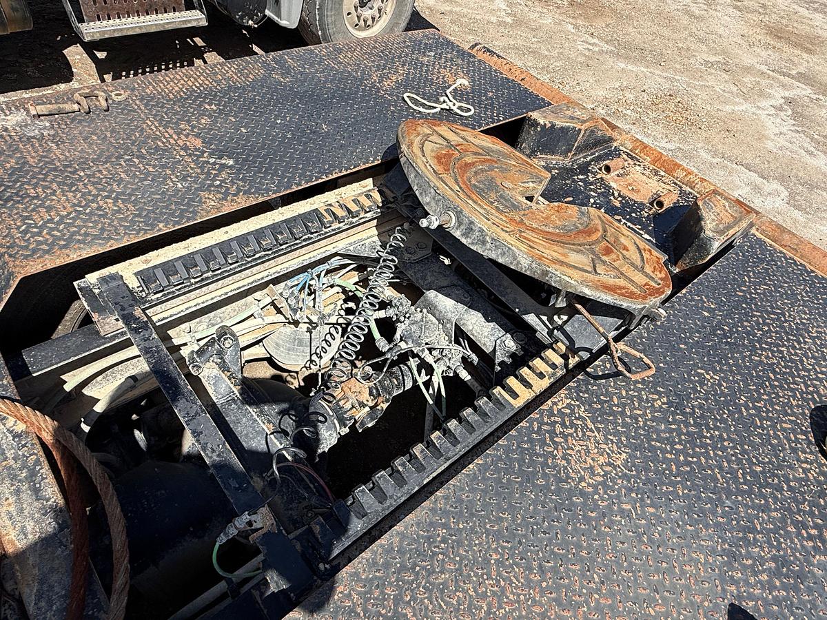 Used 2018 WESTERN STAR 4700 SF T/A 65K HYD SLICK BACK WINCH TRUCK