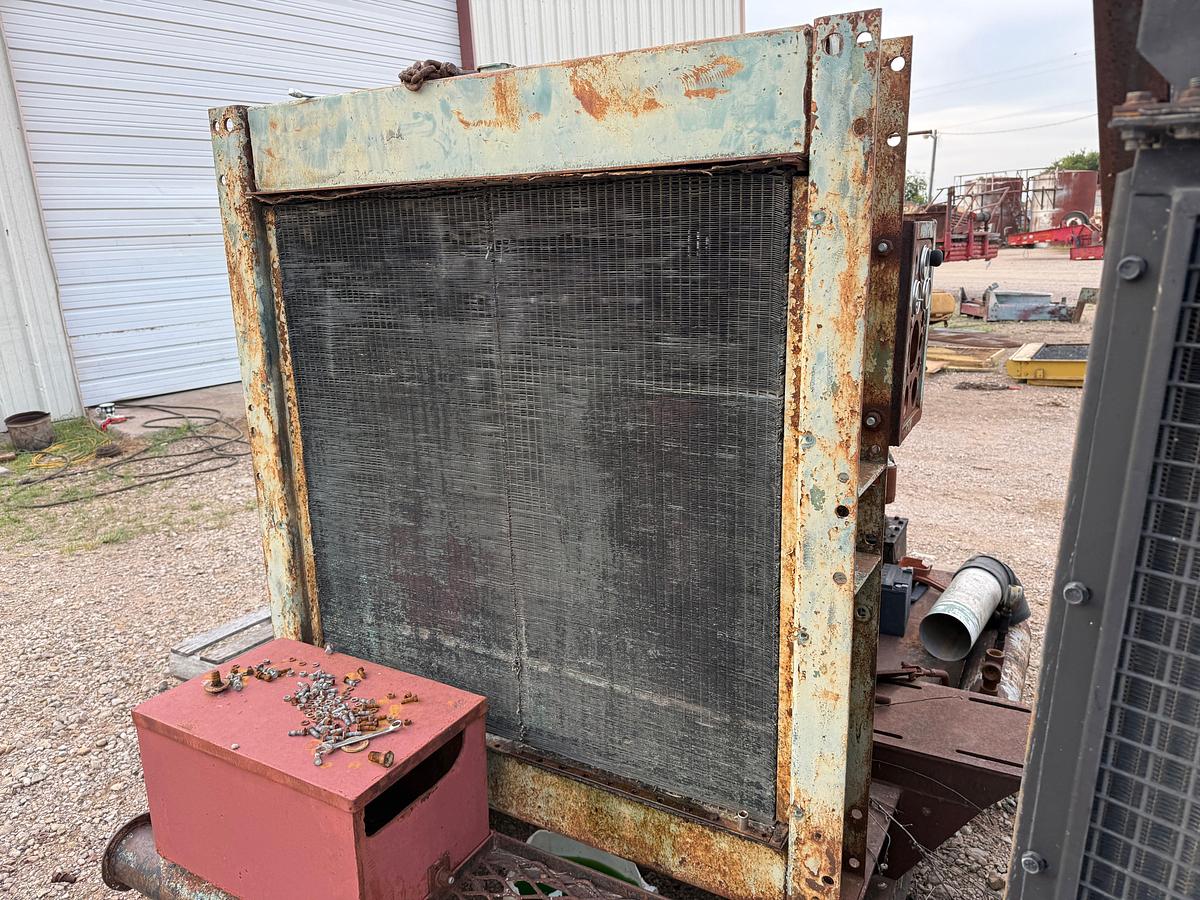 Used DETROIT 8V92T W/ TWIN DISC F-11524-TC-1 TORQUE CONVERTER & RADIATOR, SKIDDED