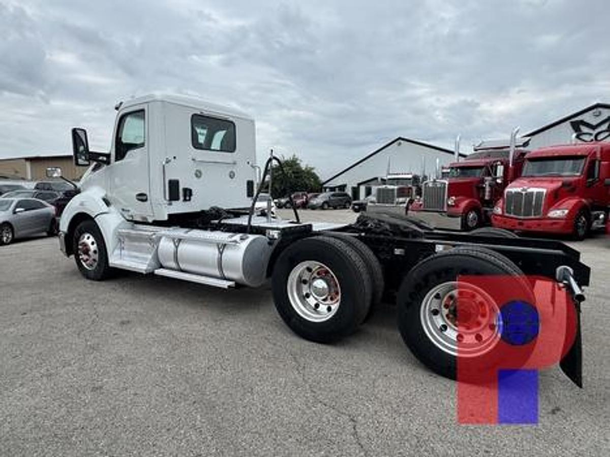 Used 2019 KENWORTH T680 T/A DAY CAB TRUCK TRACTOR