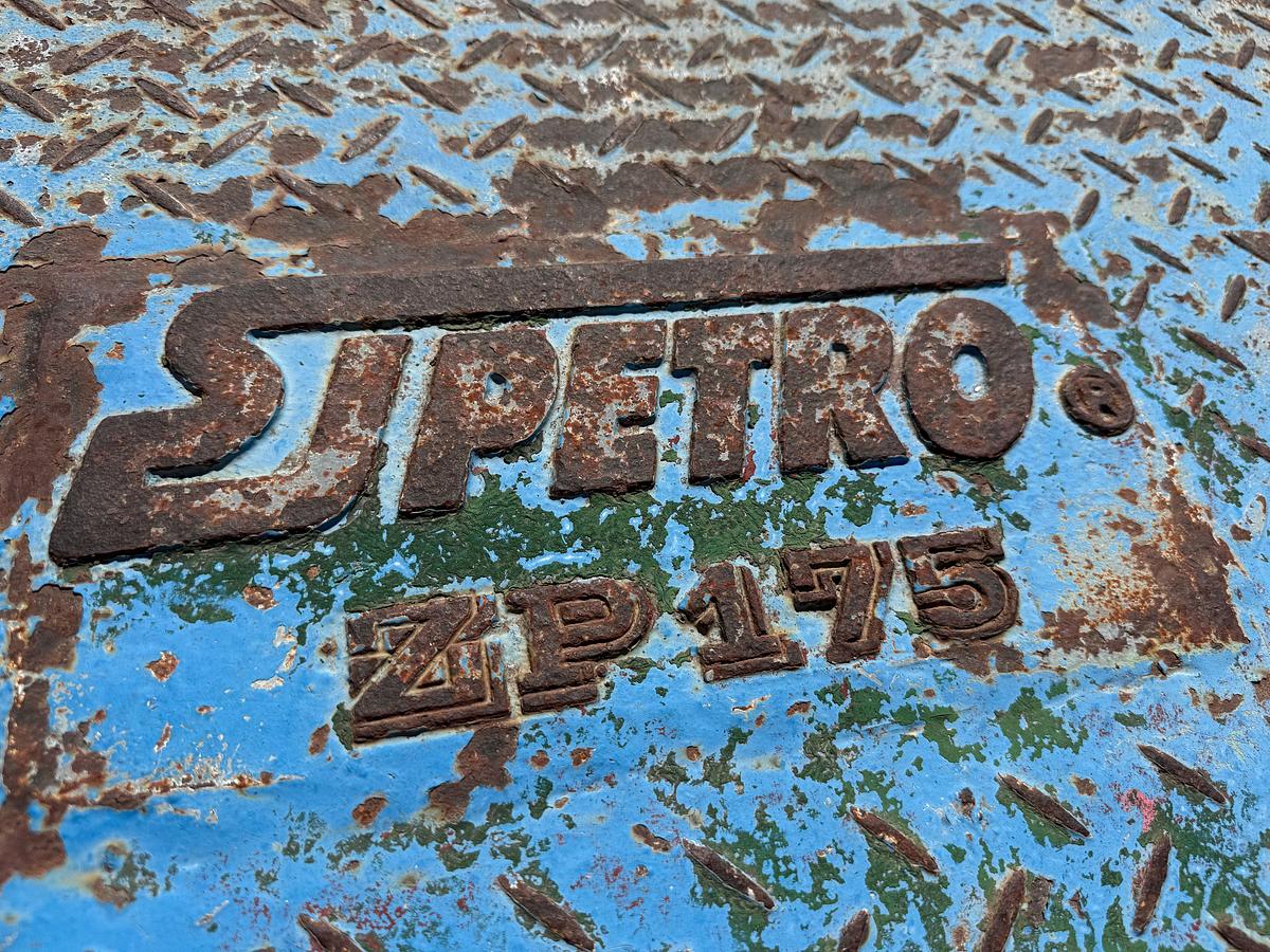 Used 2-SECTION 16.6’ H TELESCOPING SUB STRUCTURE W/ ZP175 ROTARY TABLE, RIGHT ANGLE DRIVE, & 33’ x 120” SKIDDED RIG RAMPS