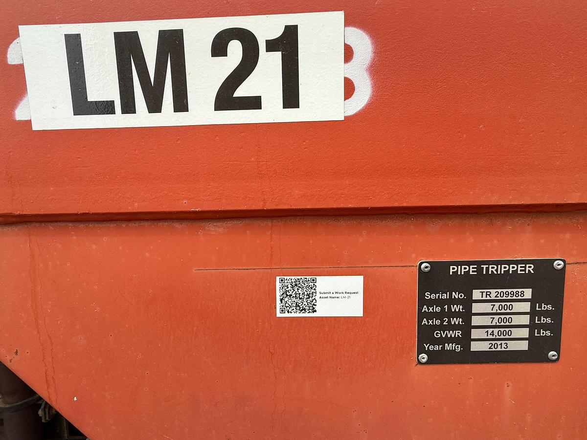 Used 2013 PIPE TRIPPER 40' HYD PIPE HANDLER MTD ON T/A GOOSNECK TRAILER