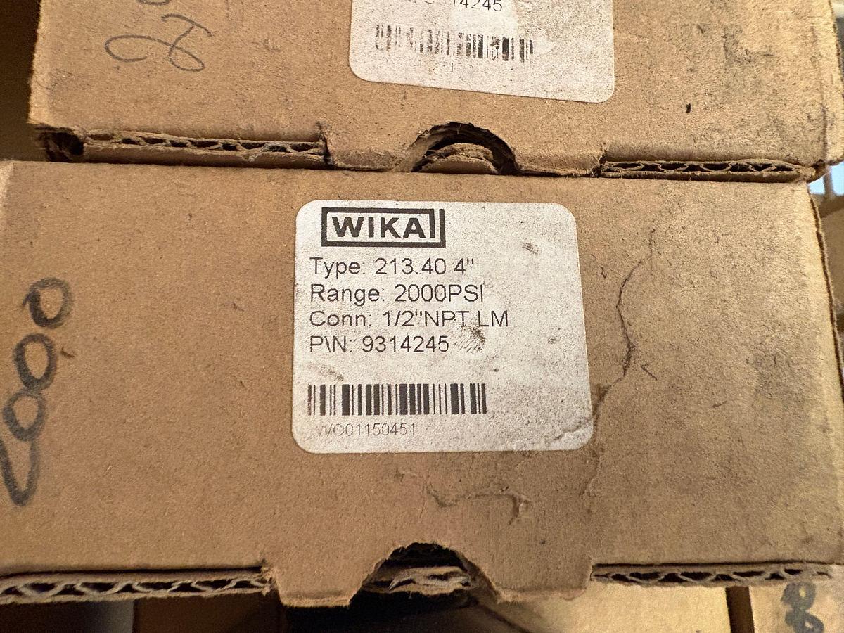 Used Lot of (40) assorted Wika liquid filled pressure gauges
