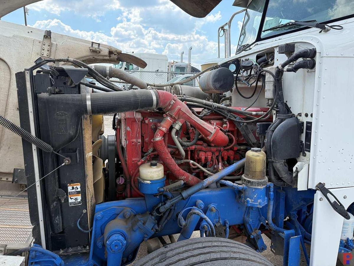 Used 2007 PETERBILT 378 T/A 36” SLEEPER TRUCK