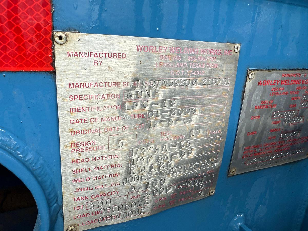 Used 2006 WORLEY WELDING WORKS 4,100 GAL 3-COMP T/A ACID TRANSPORT TRAILER