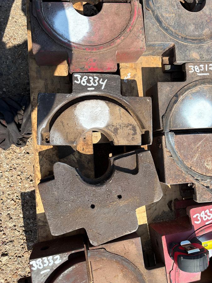 Used Set of (2) 9-1/2”W x 2-7/8” bop pipe rams