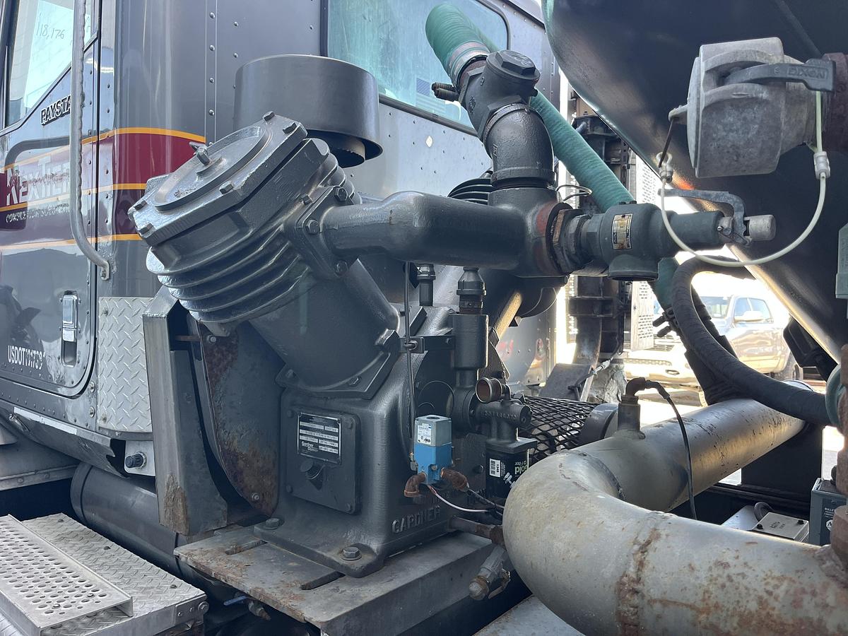 Used 2009 INTERNATIONAL PAYSTAR 5600I TRI AXLE 660 CF CEMENT BULK TRUCK