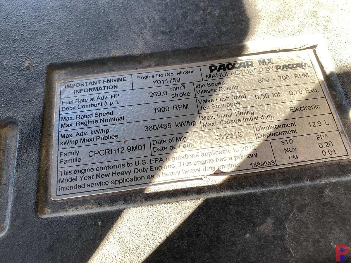 Used 2013 KENWORTH T800 DAY CAB TRUCK