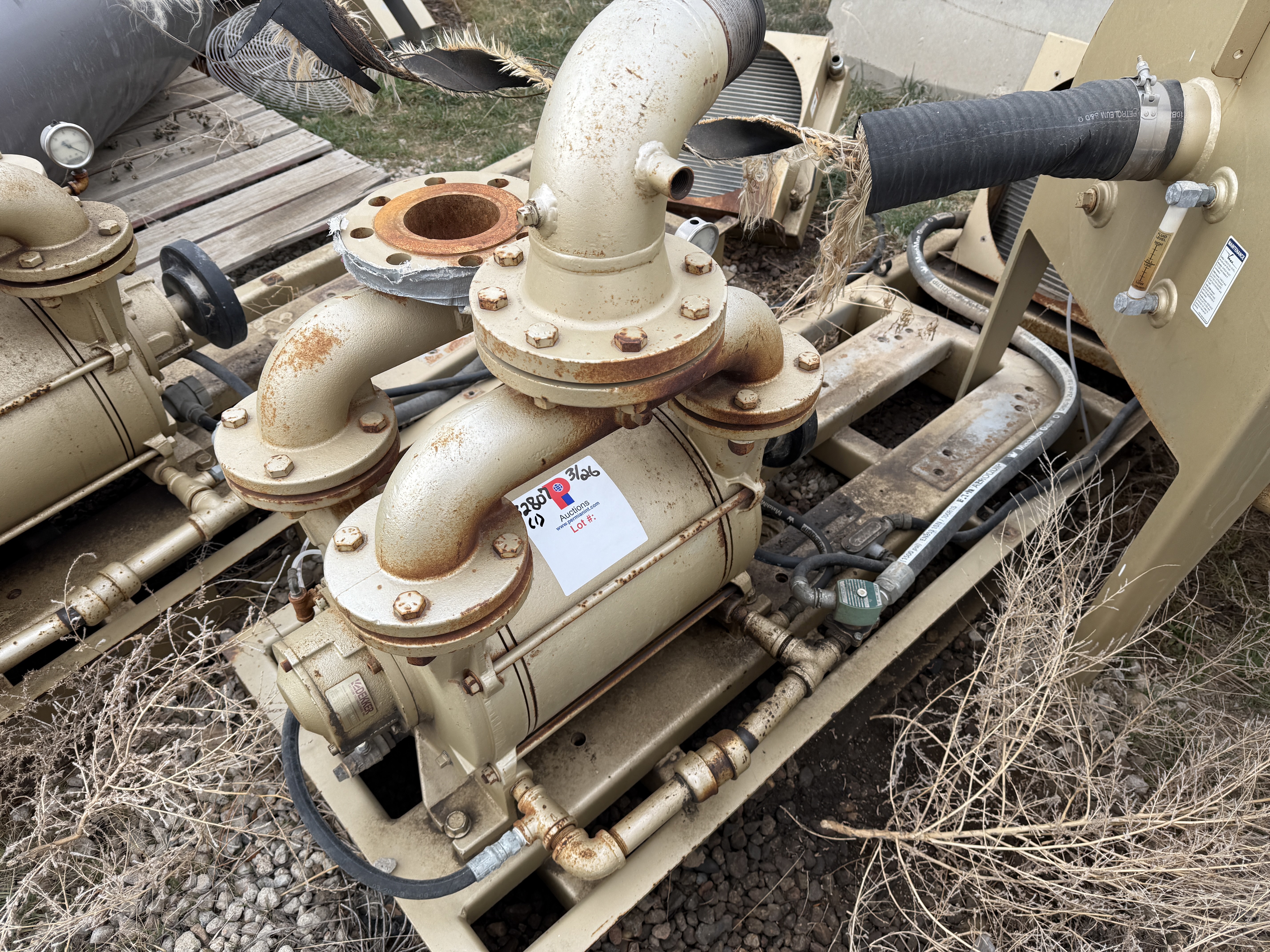 Used DEKKER VACUUM TECHNOLOGIES MOD. DV05500-KA VACUUM PUMP W/ INLET FILTER & HEAT EXCHANGER