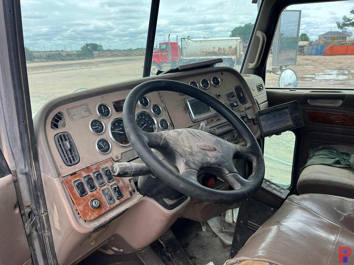 Used 2008 PETERBILT 386 T/A SLEEPER HAUL TRUCK