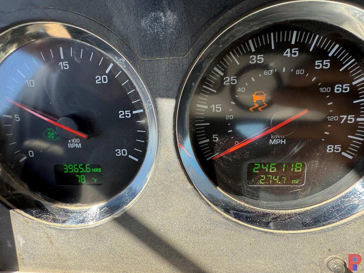 Used 2008 KENWORTH T800 T/A 36” SLEEPER 45K LBS. WINCH TRUCK