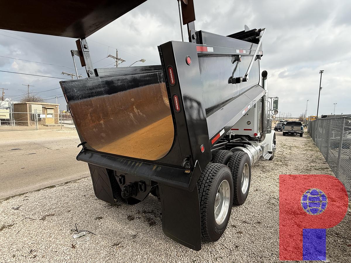 Used 2014 PETERBILT 388 T/A DUMP TRUCK