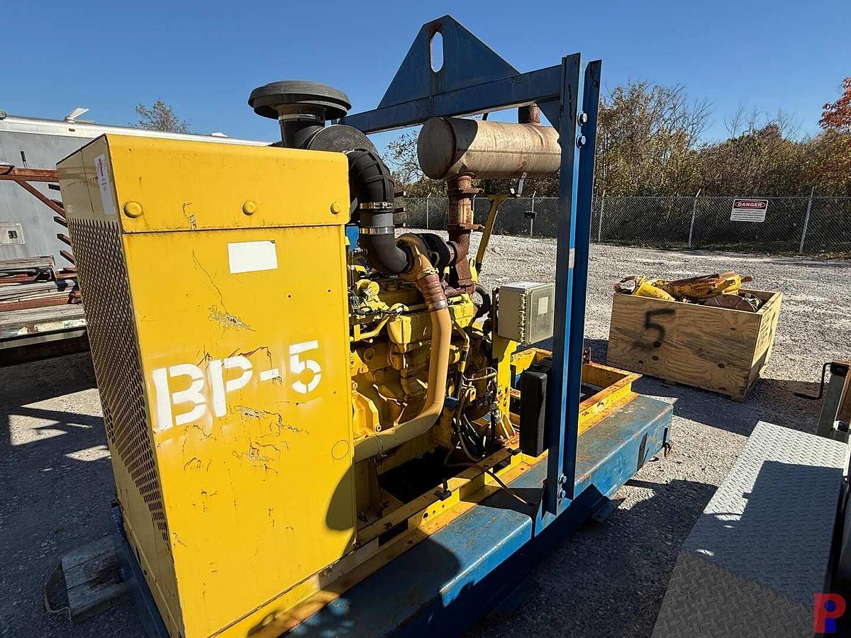 Used JOHN DEERE 6090HF485 9.0L 400 HP MTD ON FUEL TANK