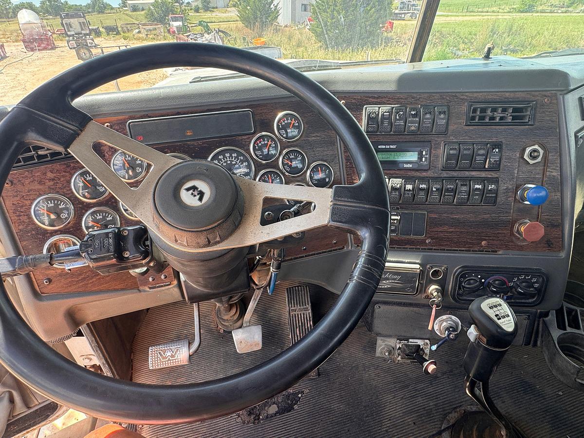 Used 2007 Western Star 6900 XD Twin Steer Winch Truck / Gin Truck