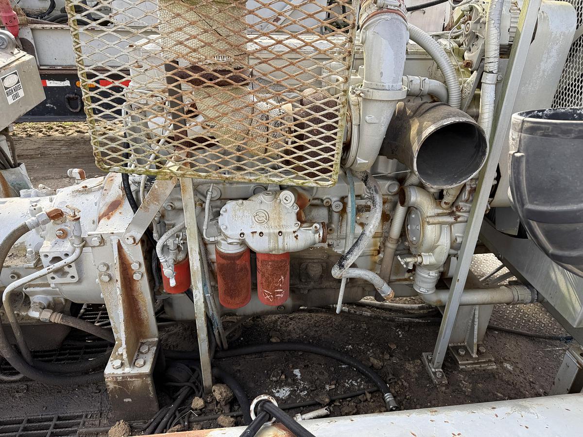 Used EWS W-440 TRIPLEX WELL SERVICE PUMP SKIDDED P/B DETROIT SERIES 60 (INCOMPLETE)