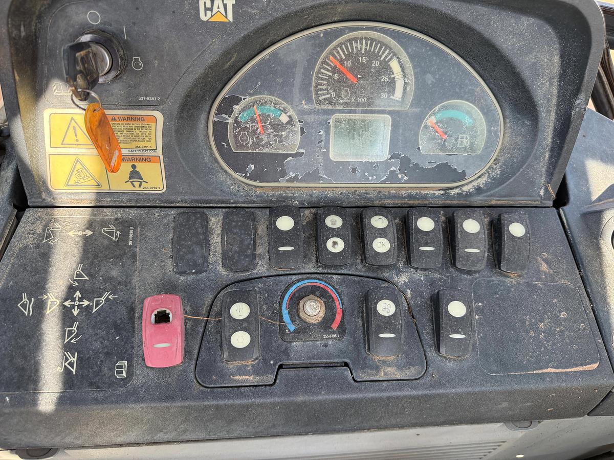Used 2014 CATERPILLAR 420F BACKHOE