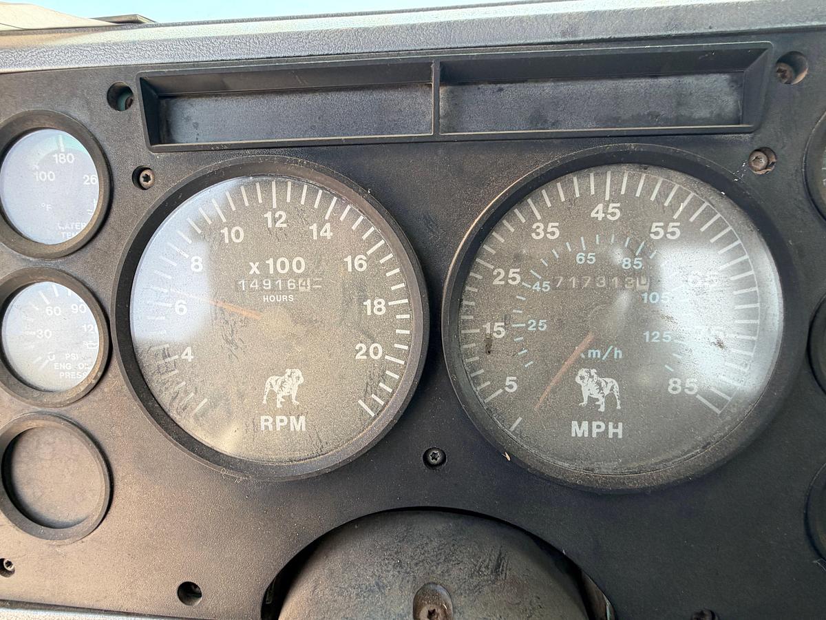 Used 2000 MACK CH612 T/A DAYCAB GIN POLE TRUCK