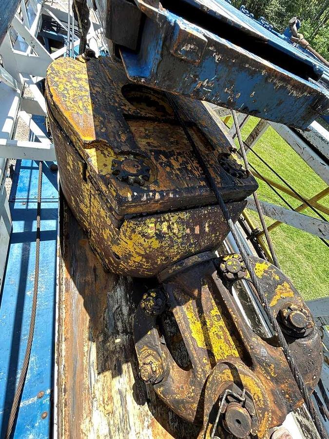 Used COOPER 250 DD (REPOWERED) 96'-180K 4-AXLE WELL SERIVCE WORKOVER RIG