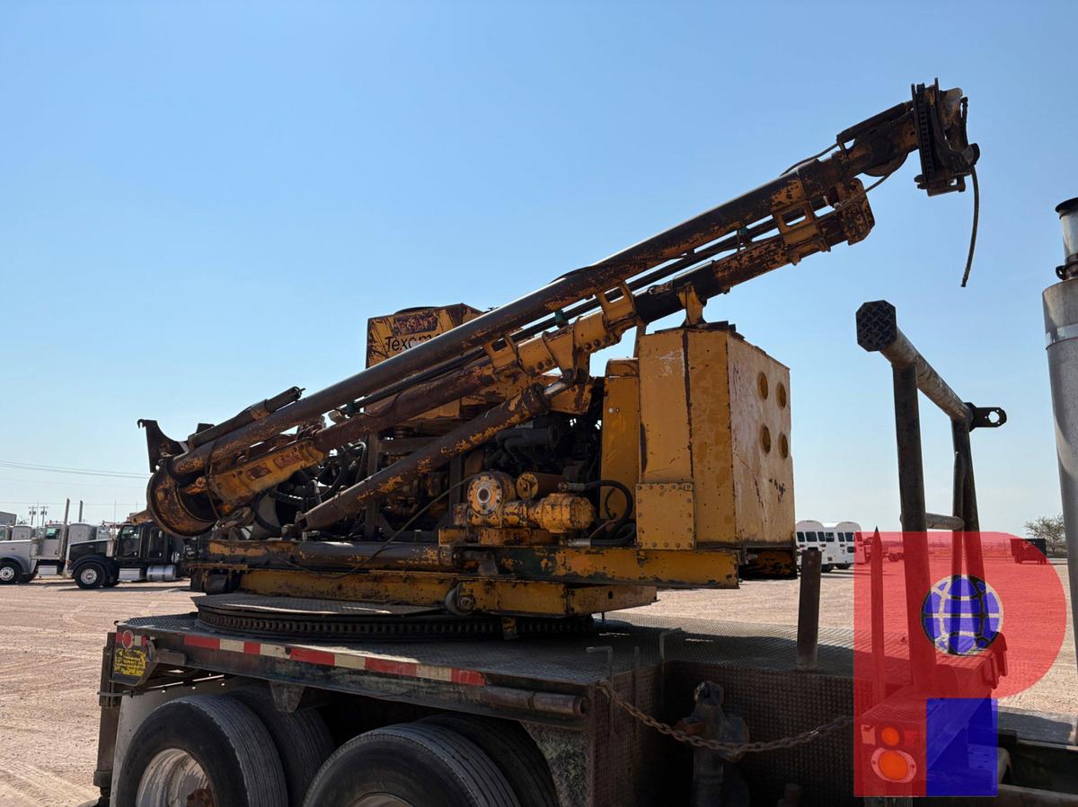 Used TEXOMA 330 PRESSURE DIGGER MTD ON 1983 FORD LT9000 T/A DAYCAB TRUCK