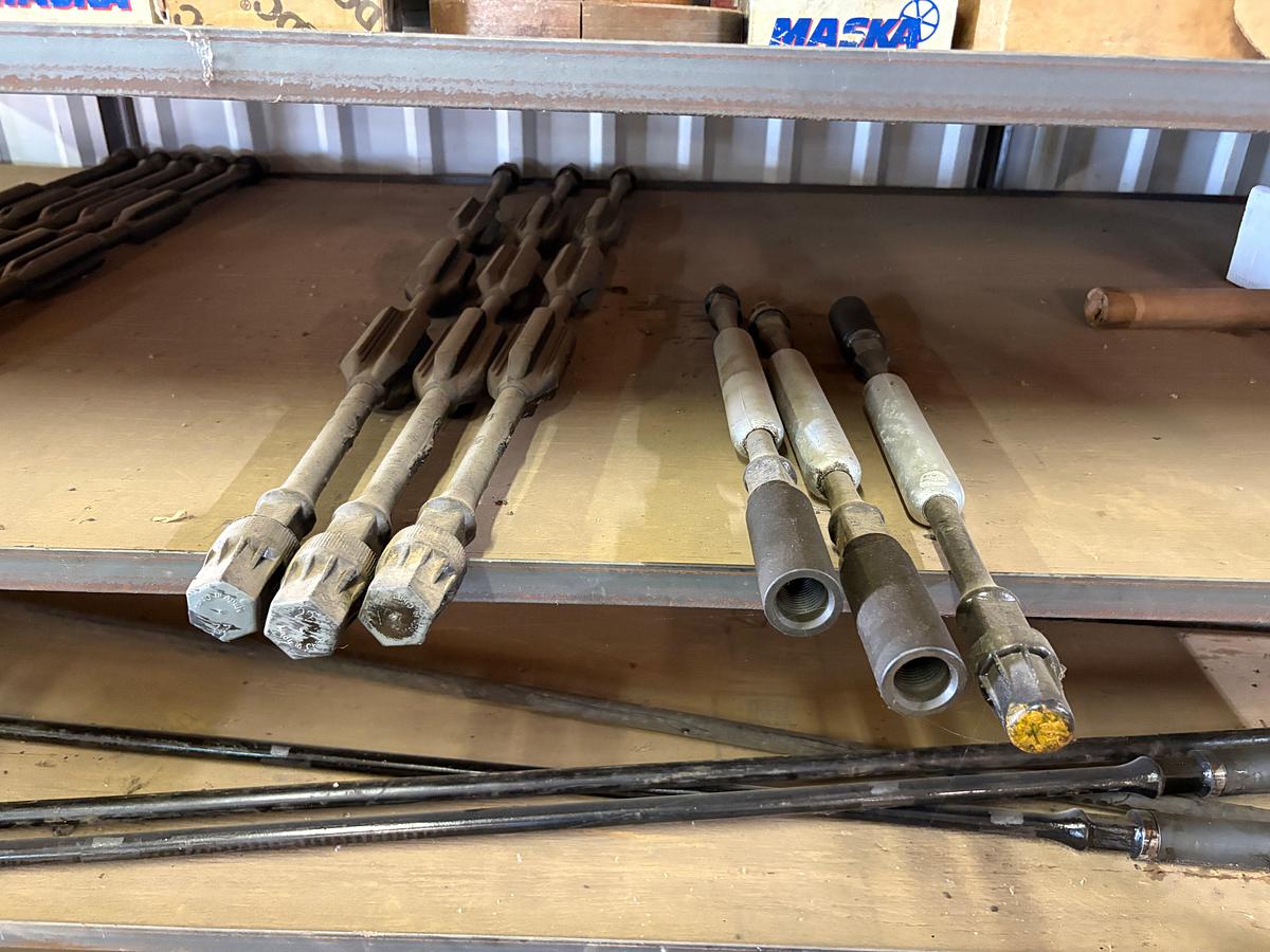 Used (23x$) assorted length 7/8” pony rods