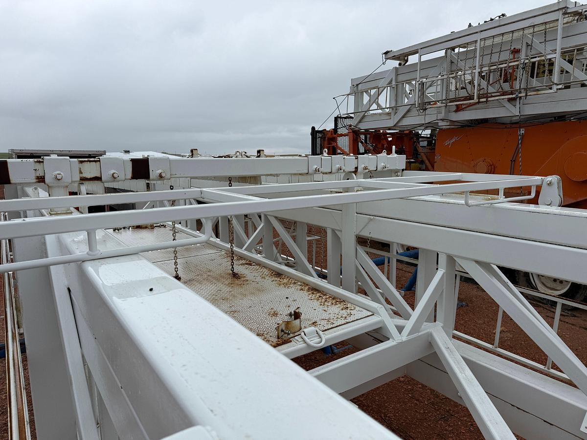 Used 104’- 250K LBS TAYLOR DERRICK