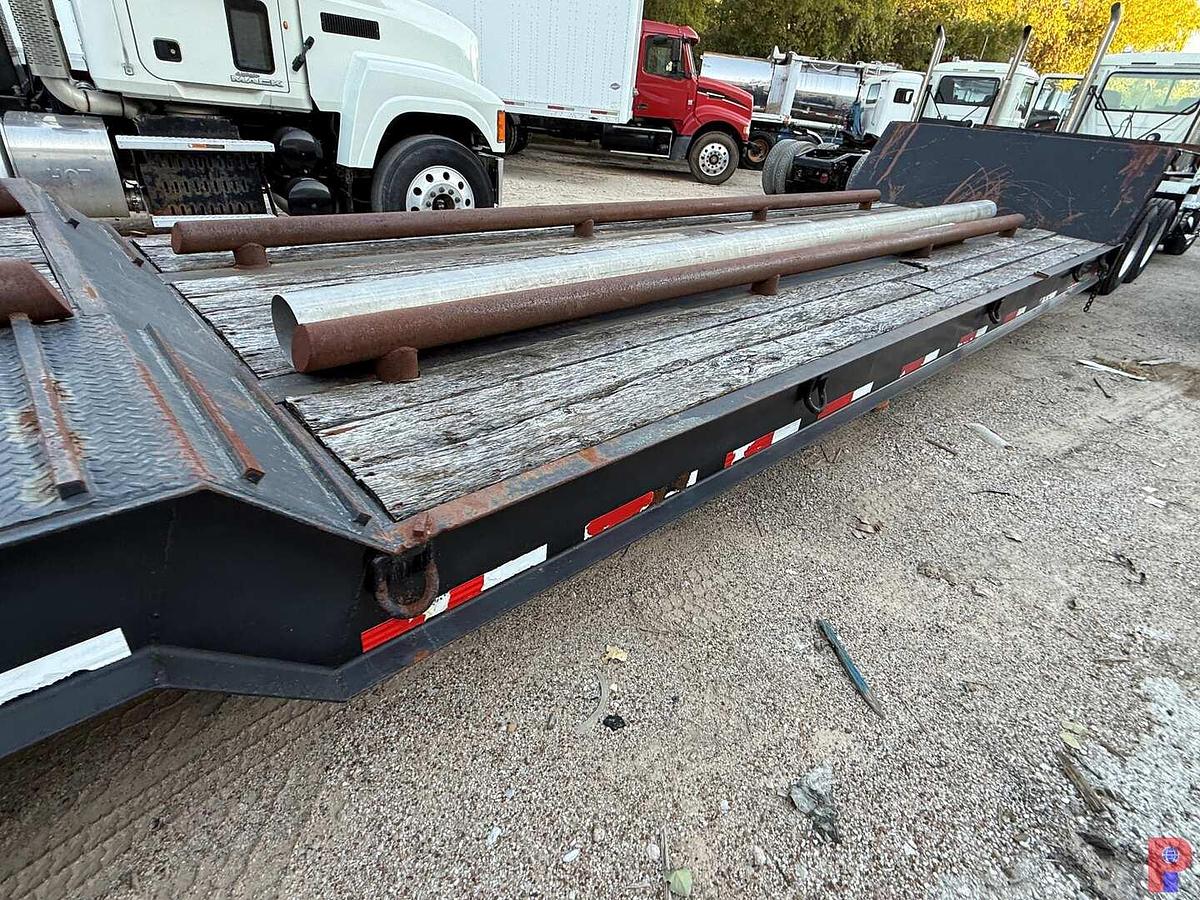 Used 2014 VIKING 53’ X 102” TRI AXLE 40 TON EQUIPMENT LOWBOY