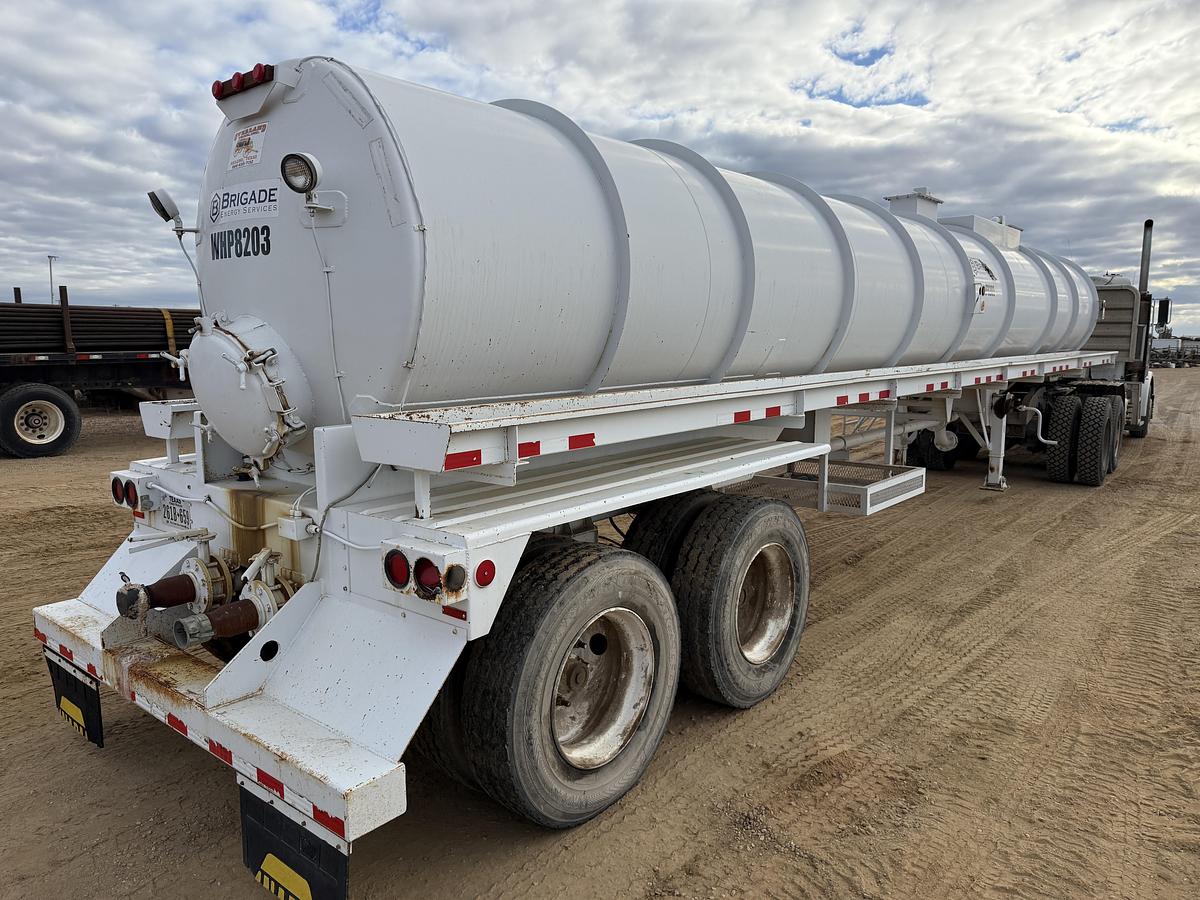 Used 2014 OVERLAND TANK INC 5,460 GAL. 2-COMP. T/A WATER TRANSPORT TRAILER