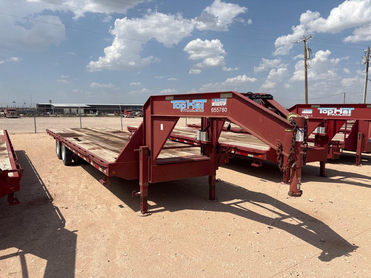 Used 2014 TOP HAT TRAILERS 30’ X 102” T/A GOOSENECK TRAILER